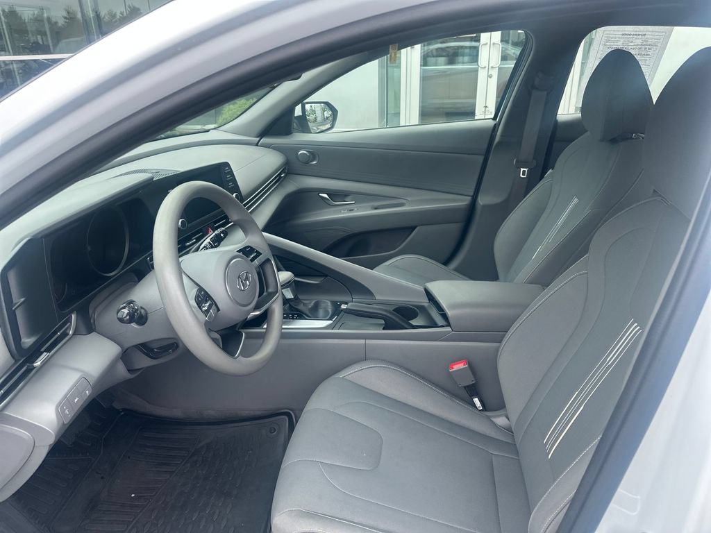 Used 2021 Hyundai Elantra SEL FWD image 9