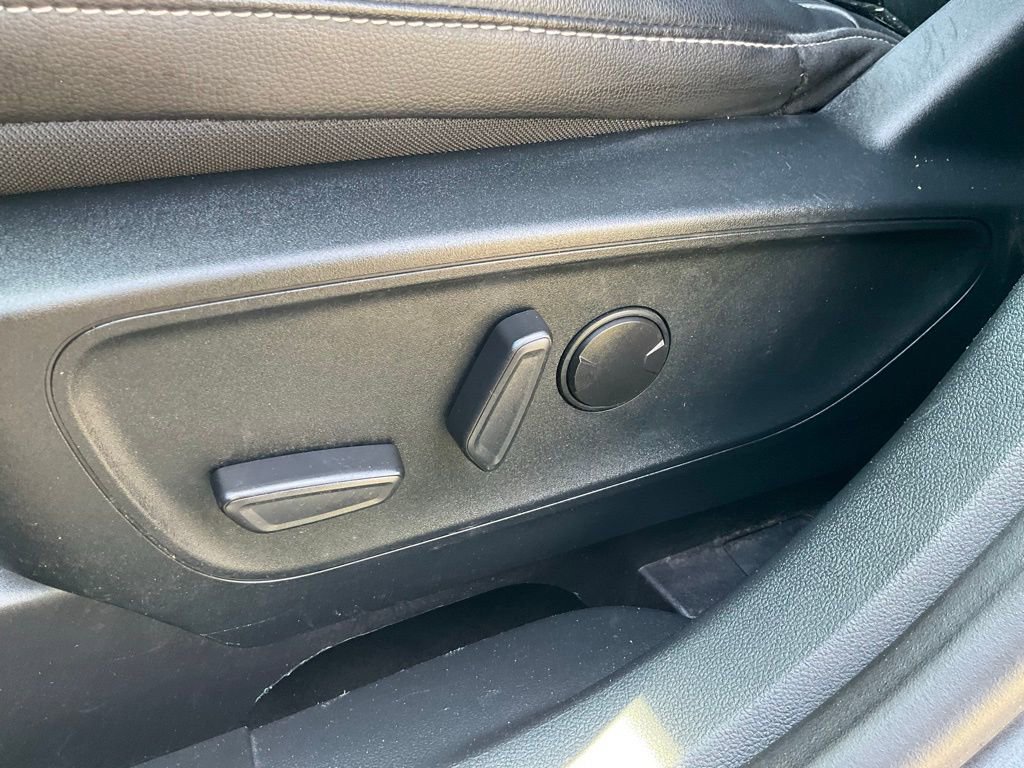 Certified 2021 Ford Escape Titanium w/ Class II Trailer Tow Package AWD/4WD image 18