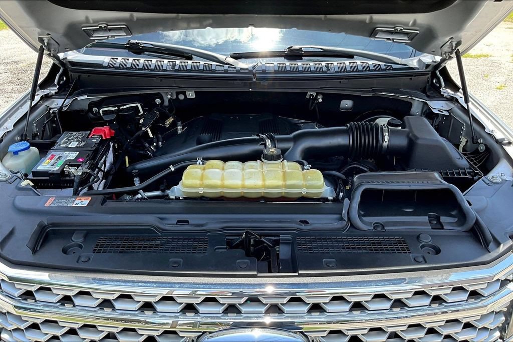 Certified 2019 Ford Expedition Platinum RWD image 33