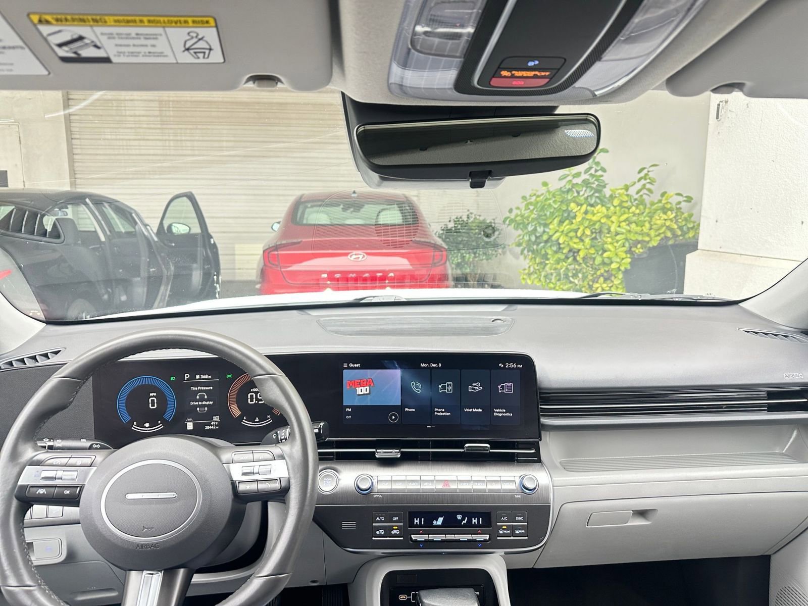 Used 2025 Hyundai Kona SEL image 33