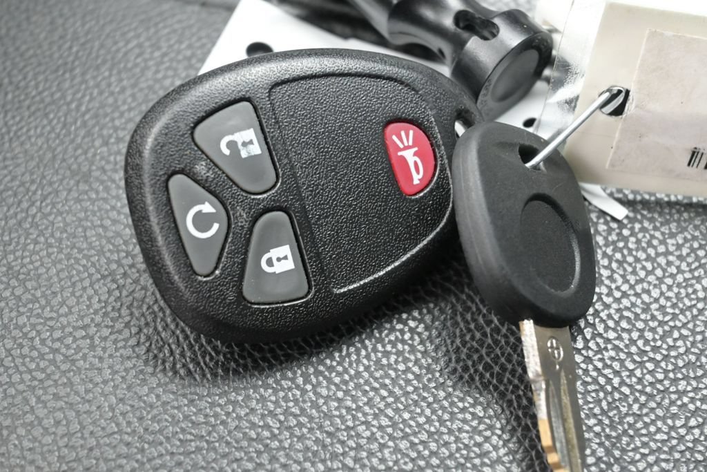 Used 2013 Chevrolet Tahoe LT AWD/4WD image 27