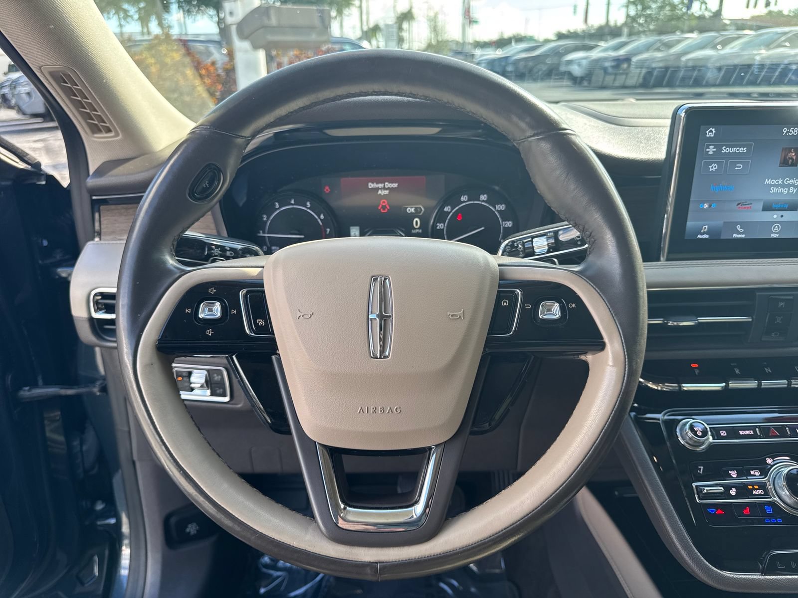 Used 2020 Lincoln Corsair Reserve w/ Equipment Group 201A FWD image 26