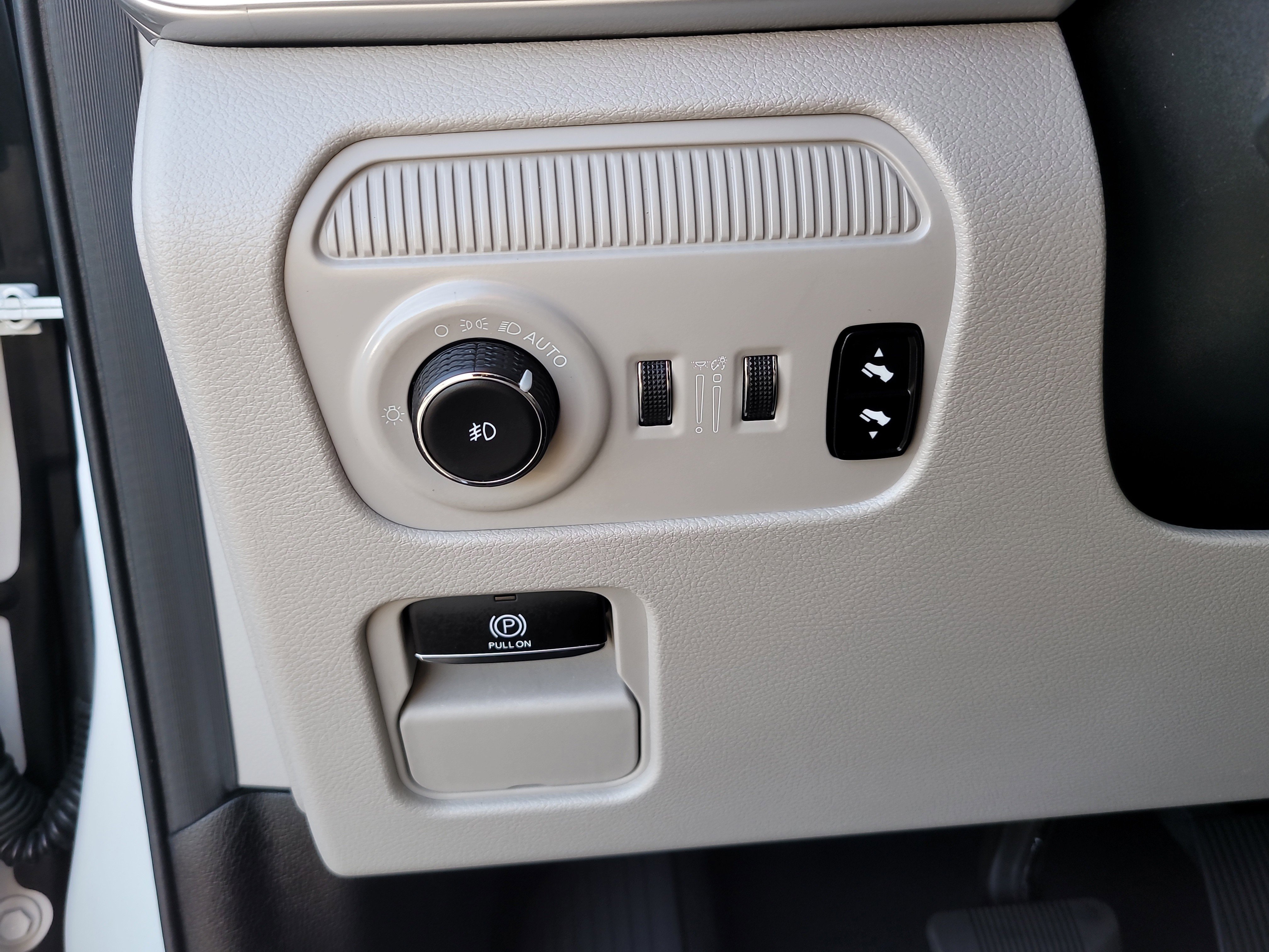 Used 2024 Jeep Wagoneer L Series II w/ Flexible Seating Group image 31