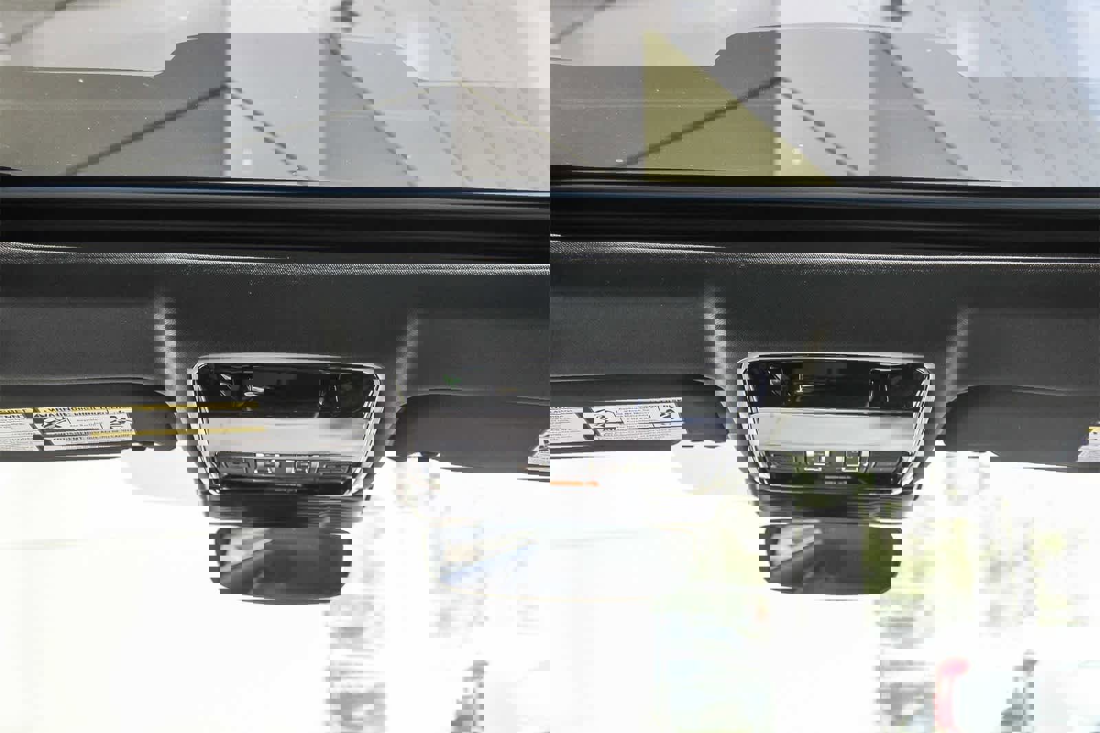 New 2026 Land Rover Range Rover Velar Dynamic SE image 15