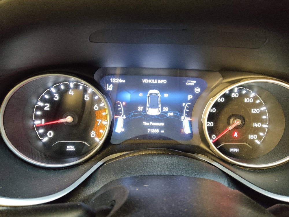 Used 2021 Jeep Compass Limited image 23