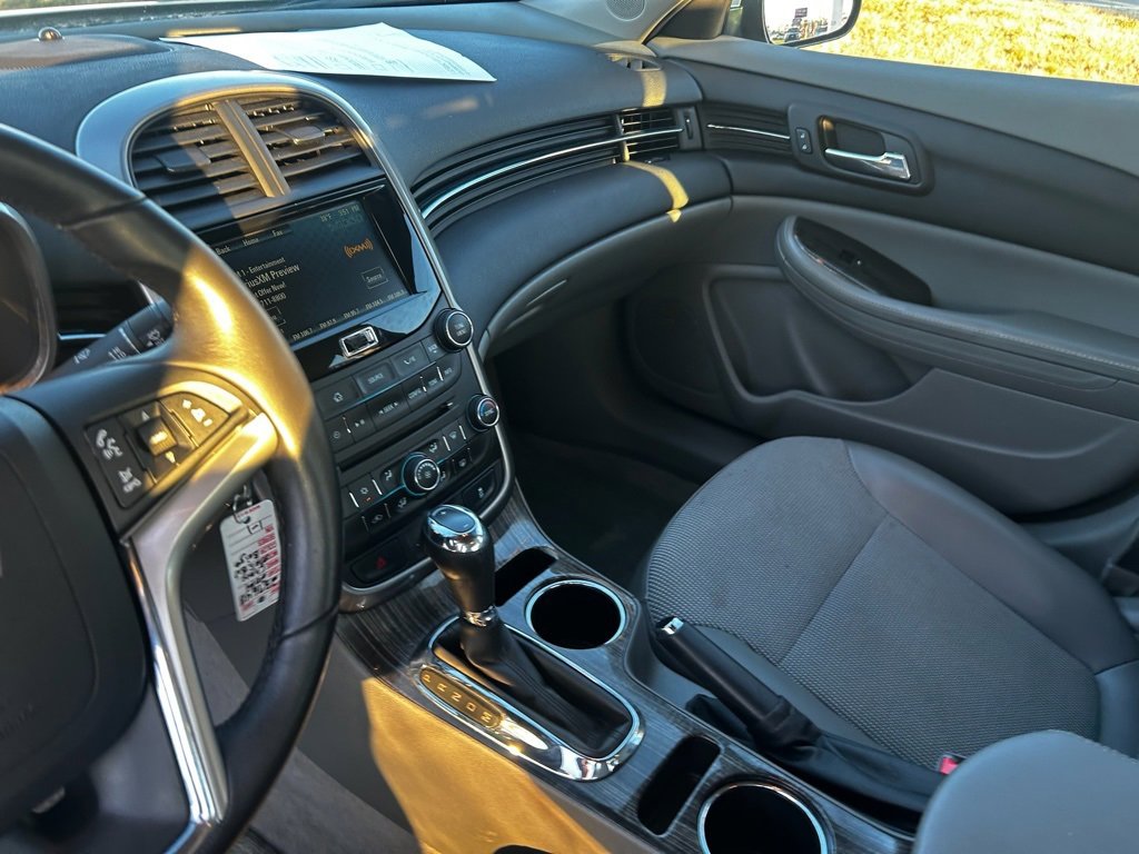 Used 2014 Chevrolet Malibu LT image 12