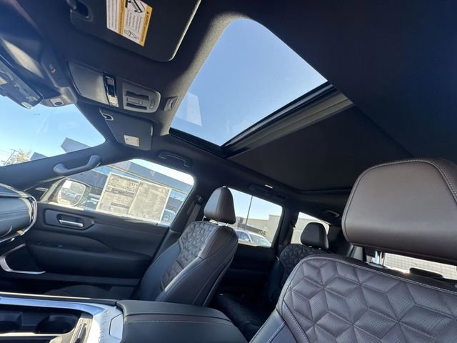 New 2026 Nissan Armada Platinum Reserve image 21