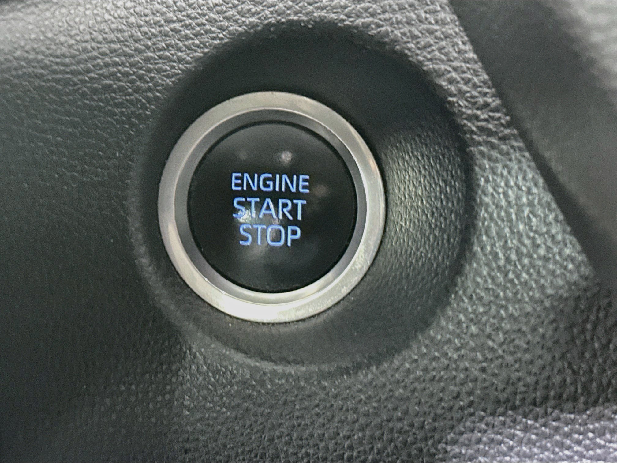 Used 2022 Toyota Corolla Cross LE FWD image 20