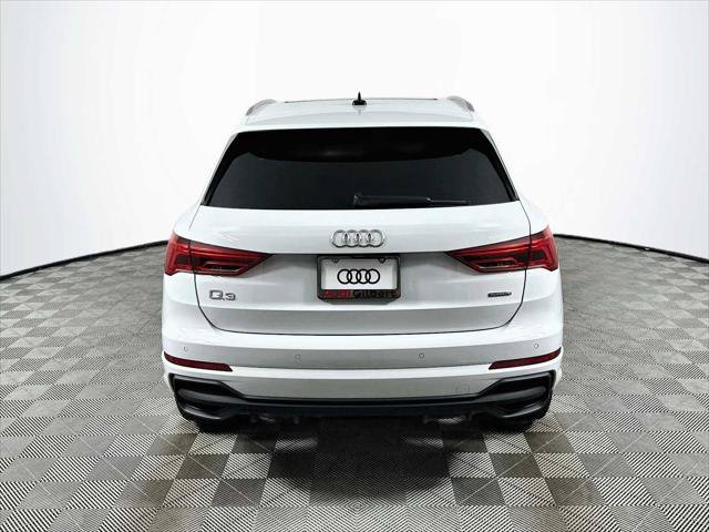 Certified 2023 Audi Q3 2.0T Premium w/ Convenience Package AWD/4WD image 6