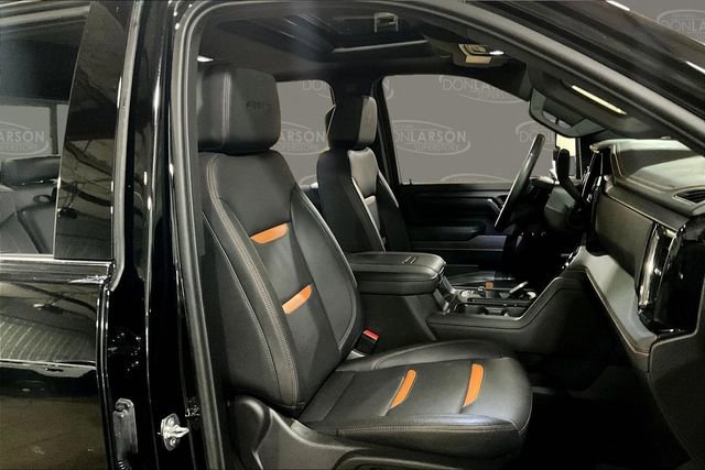 Used 2024 GMC Sierra 2500 AT4 w/ Technology Package image 16