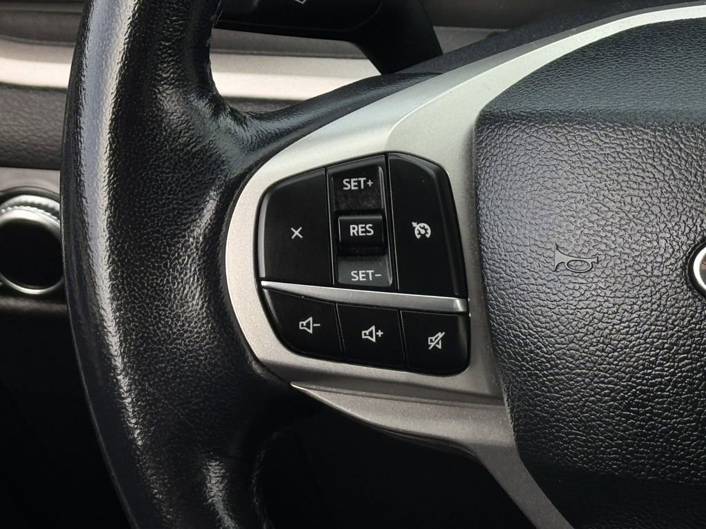 Used 2023 Ford Explorer XLT image 15