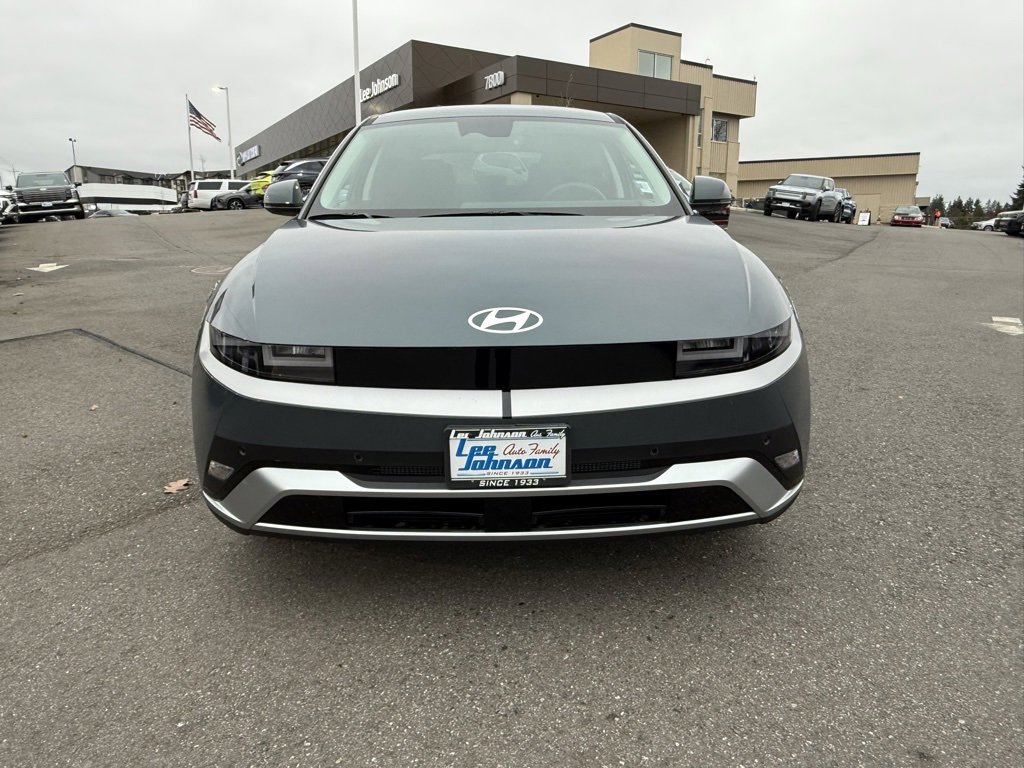 Certified 2025 Hyundai Ioniq 5 SE image 8