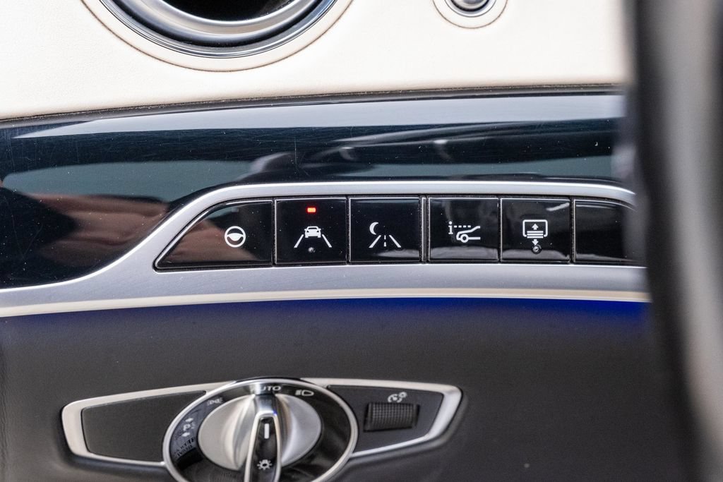 Used 2018 Mercedes-Benz Maybach S 560 4MATIC image 25