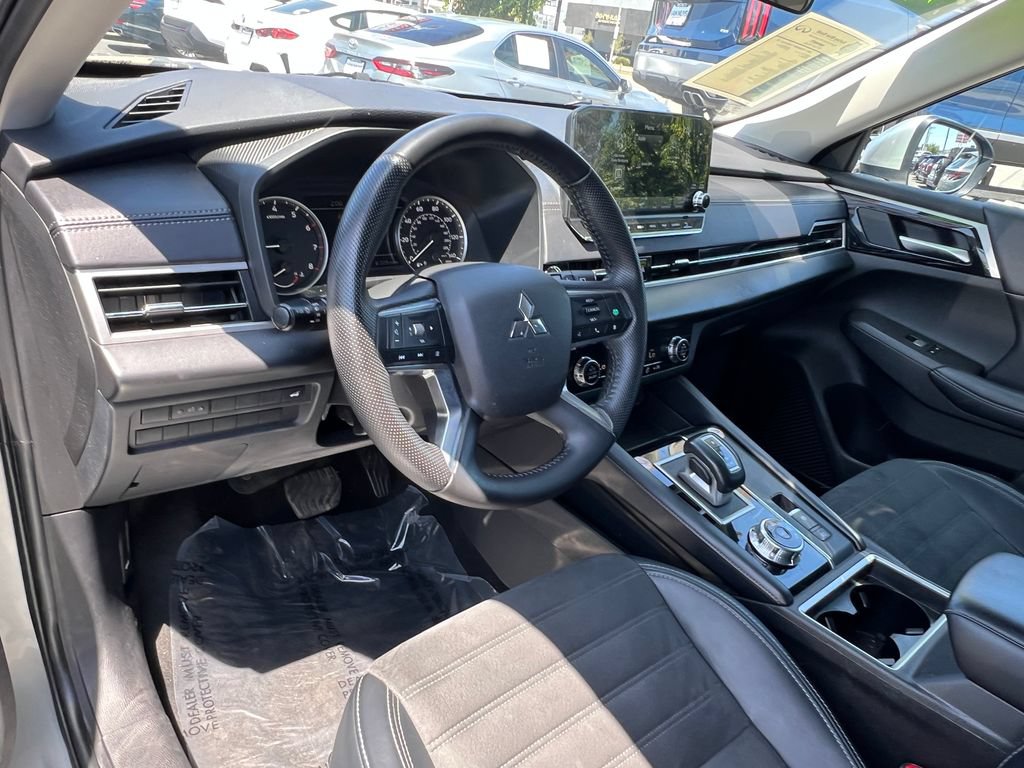 Used 2024 Mitsubishi Outlander SE FWD image 26