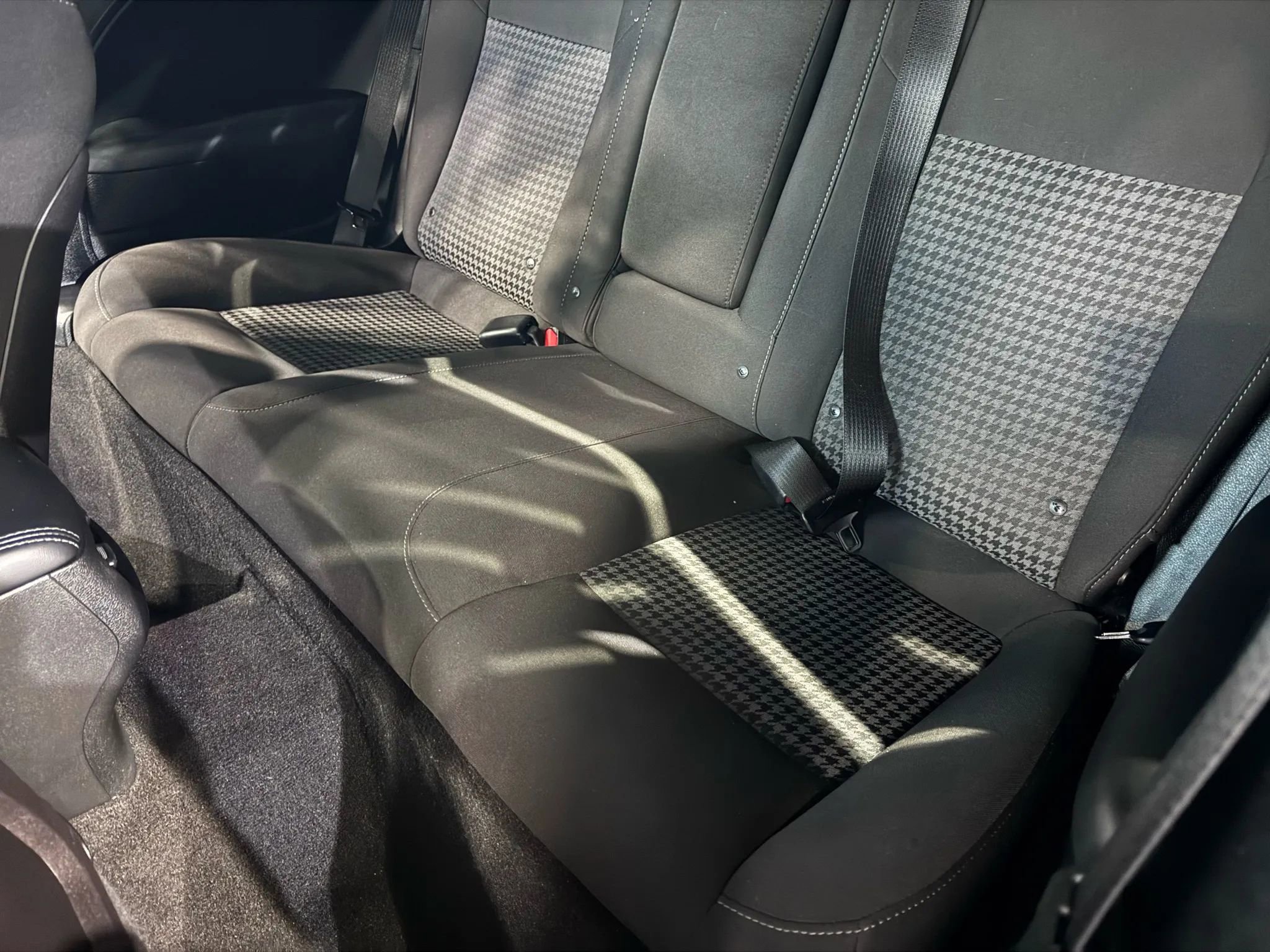 Used 2023 Dodge Challenger GT image 16