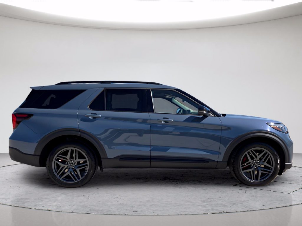 New 2026 Ford Explorer ST w/ Sun And Sound Package AWD/4WD image 3