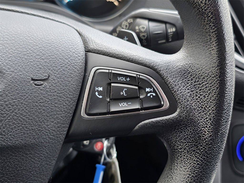 Used 2017 Ford Escape SE image 27