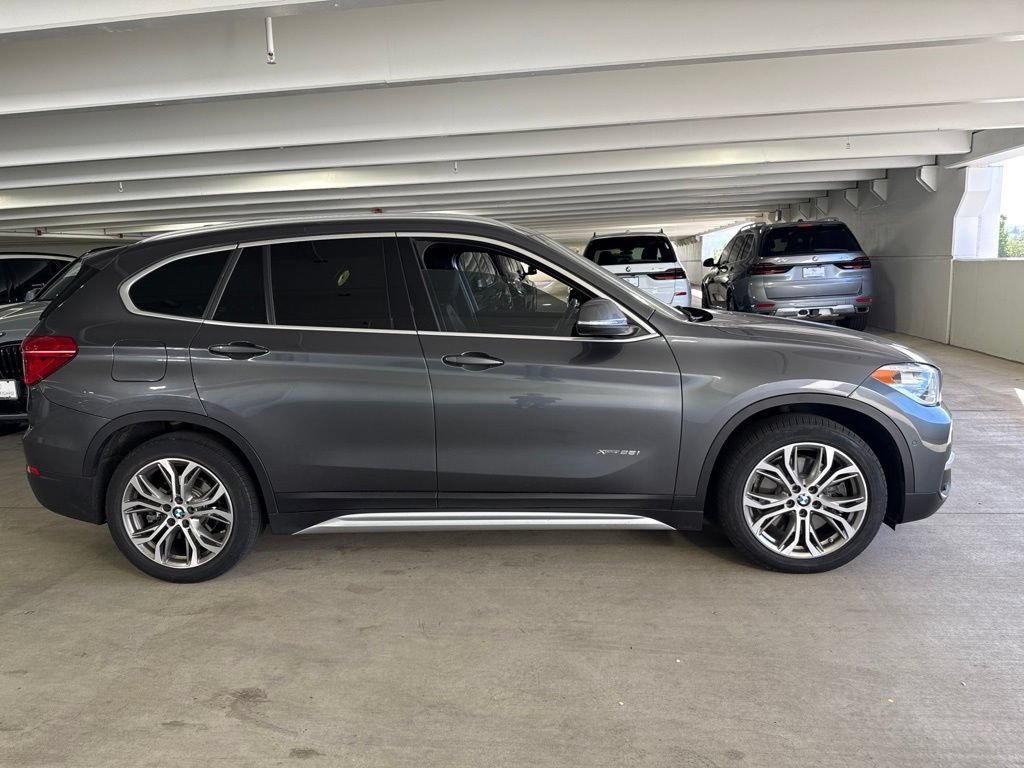 Used 2017 BMW X1 xDrive28i AWD/4WD image 4
