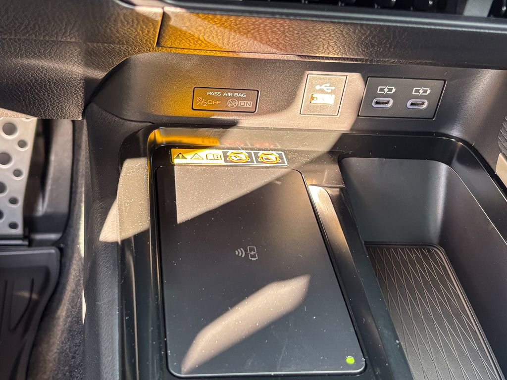 New 2025 Toyota Camry SE image 23