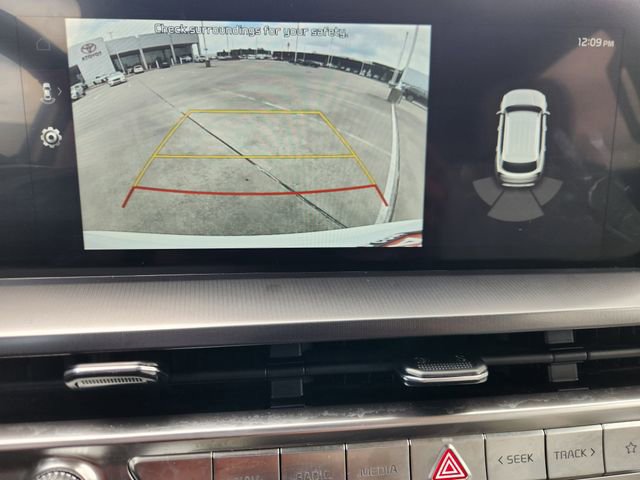 Used 2025 Kia Telluride S FWD image 16