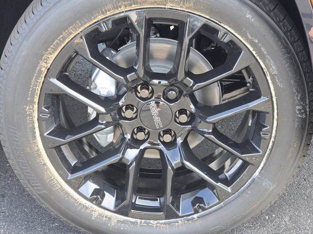 New 2026 GMC Yukon XL Elevation w/ Elevation Premium Package AWD/4WD image 13