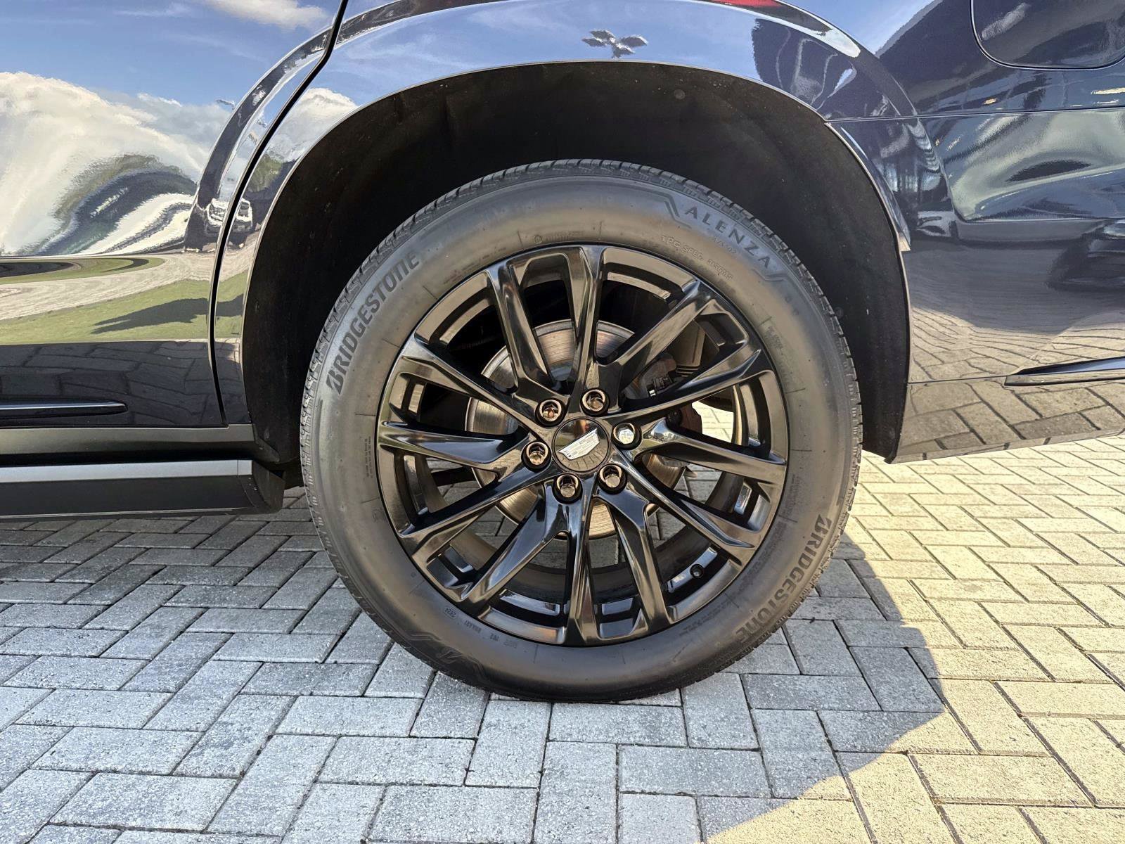 Used 2023 Cadillac Escalade Sport Platinum w/ LPO, ONYX Package RWD image 11