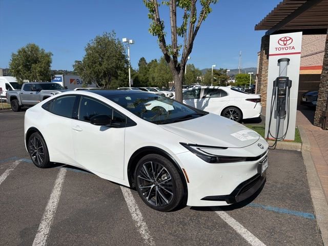 Used 2025 Toyota Prius Limited FWD image 2