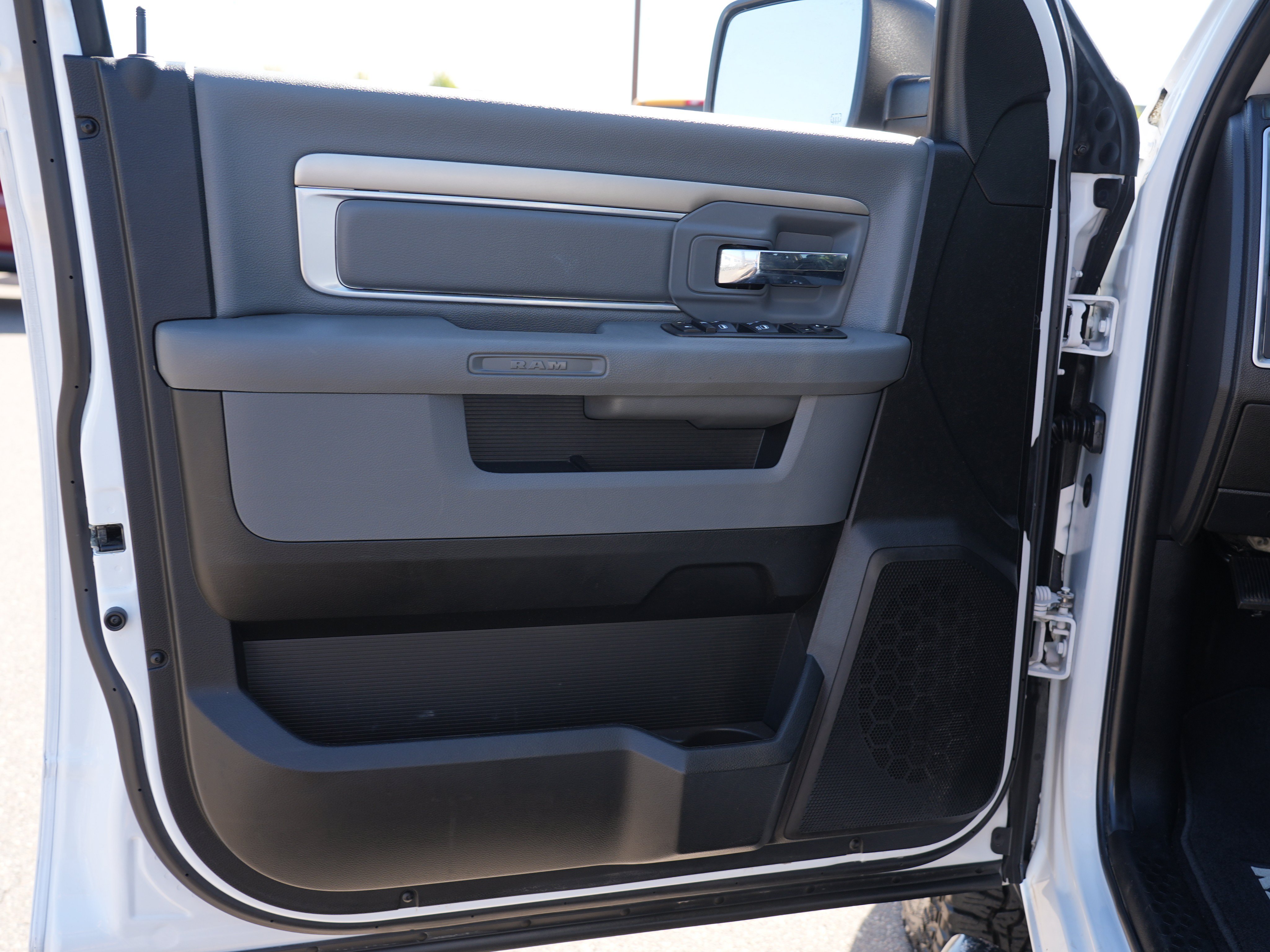 Used 2019 RAM 1500 Warlock AWD/4WD image 14