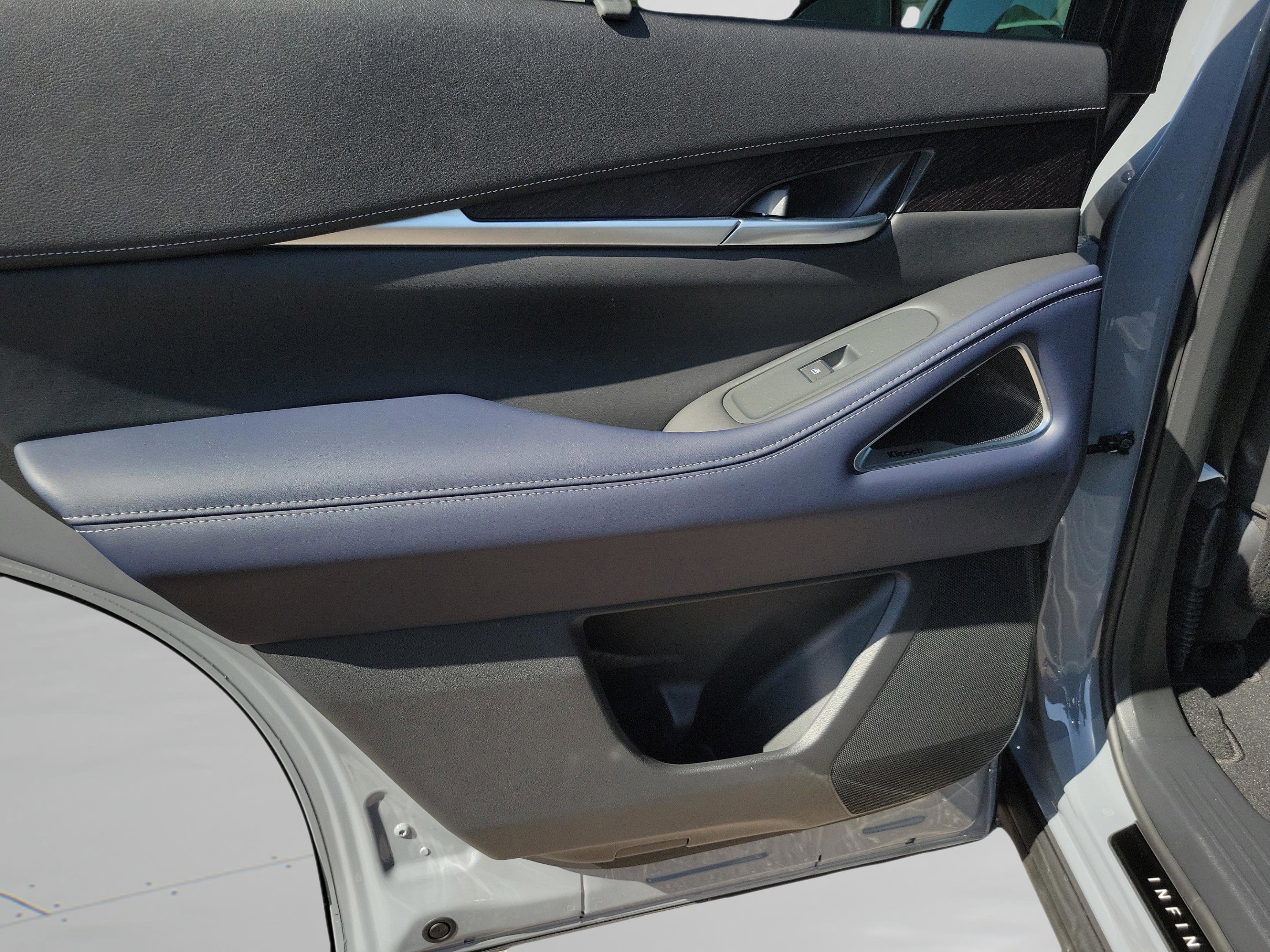 New 2026 INFINITI QX60 Sport w/ Dark Cargo Package image 47