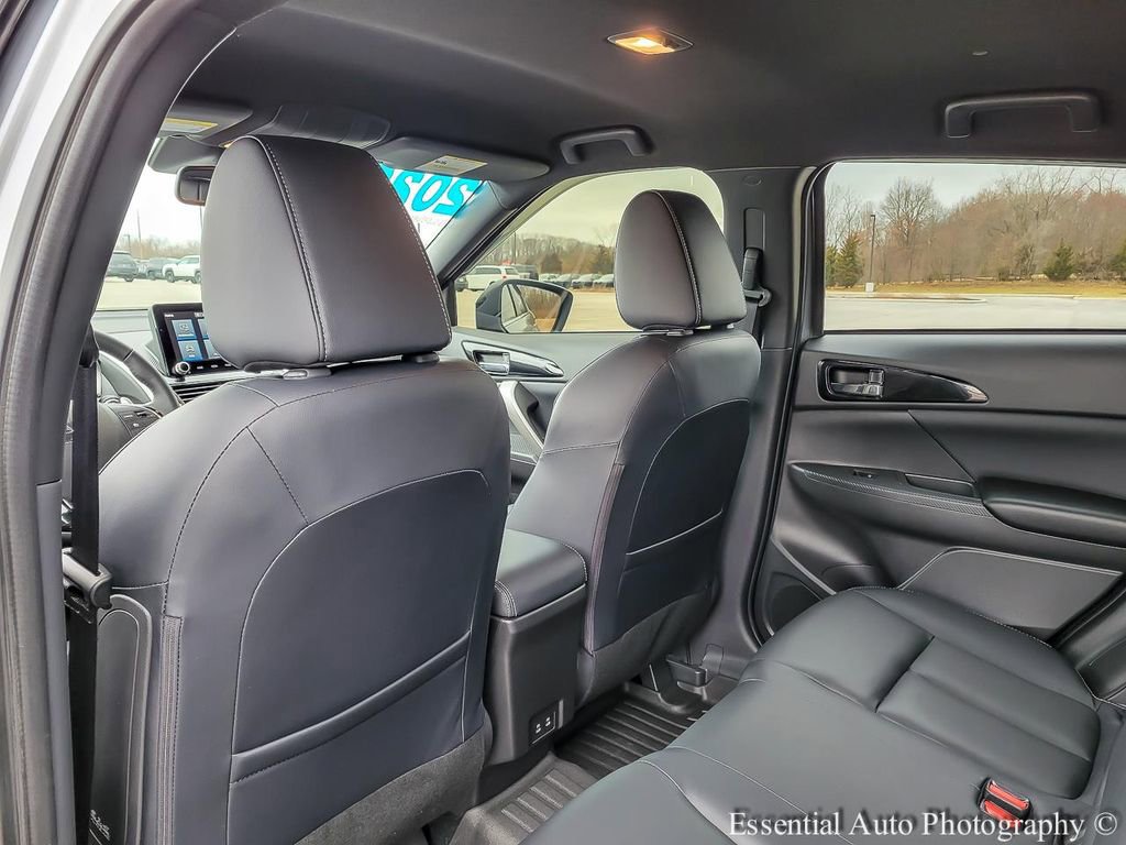 Used 2026 Mitsubishi Eclipse Cross SE image 11