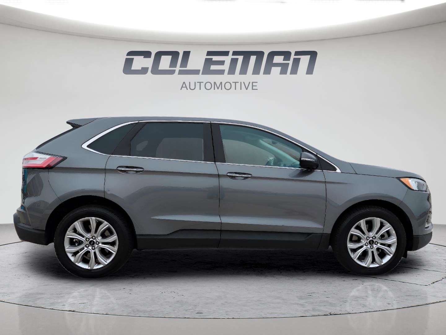 Used 2024 Ford Edge Titanium AWD/4WD image 6