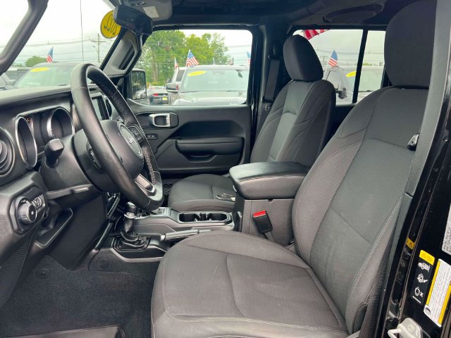 Used 2022 Jeep Wrangler Unlimited Sport AWD/4WD image 25
