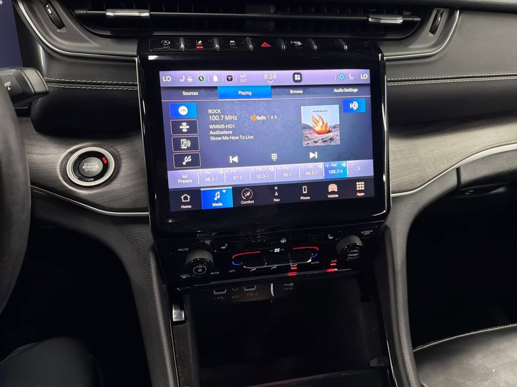 Used 2021 Jeep Grand Cherokee L Limited image 30