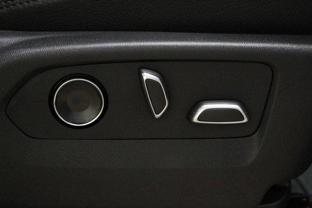 New 2025 GMC Sierra 2500 Denali w/ Max Trailering Package image 10