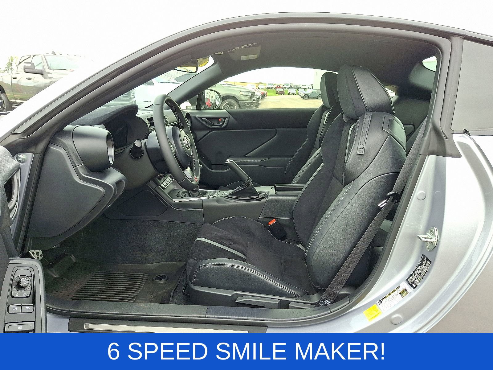 Used 2025 Toyota GR86 Premium w/ Performance Package RWD image 14