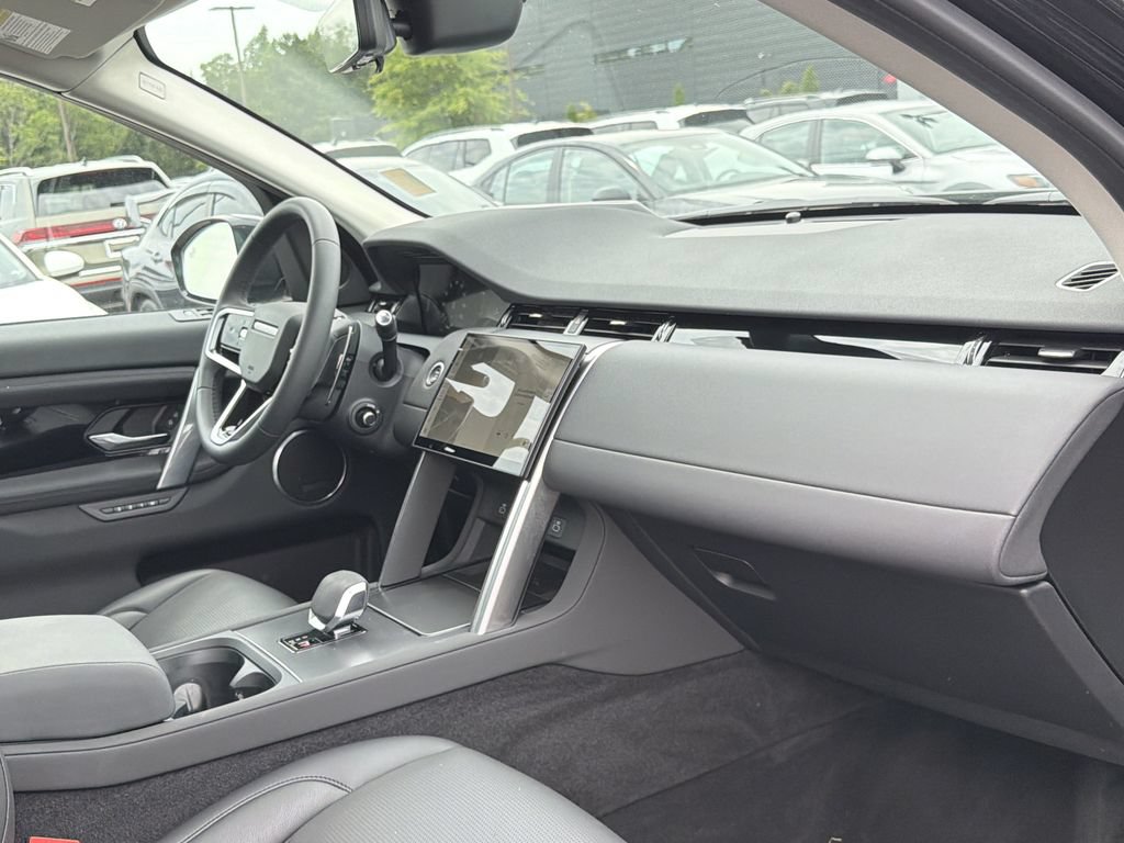 Used 2025 Land Rover Discovery Sport S AWD/4WD image 17