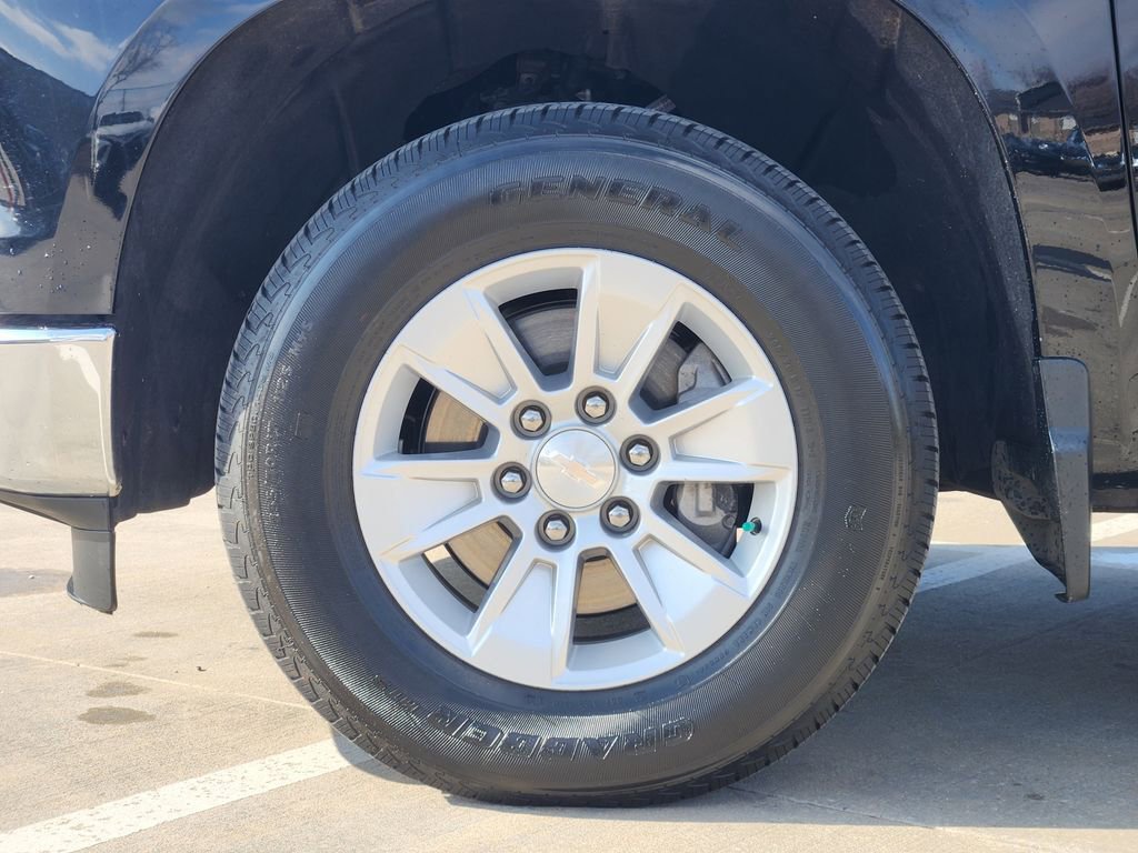Used 2024 Chevrolet Silverado 1500 LT image 13