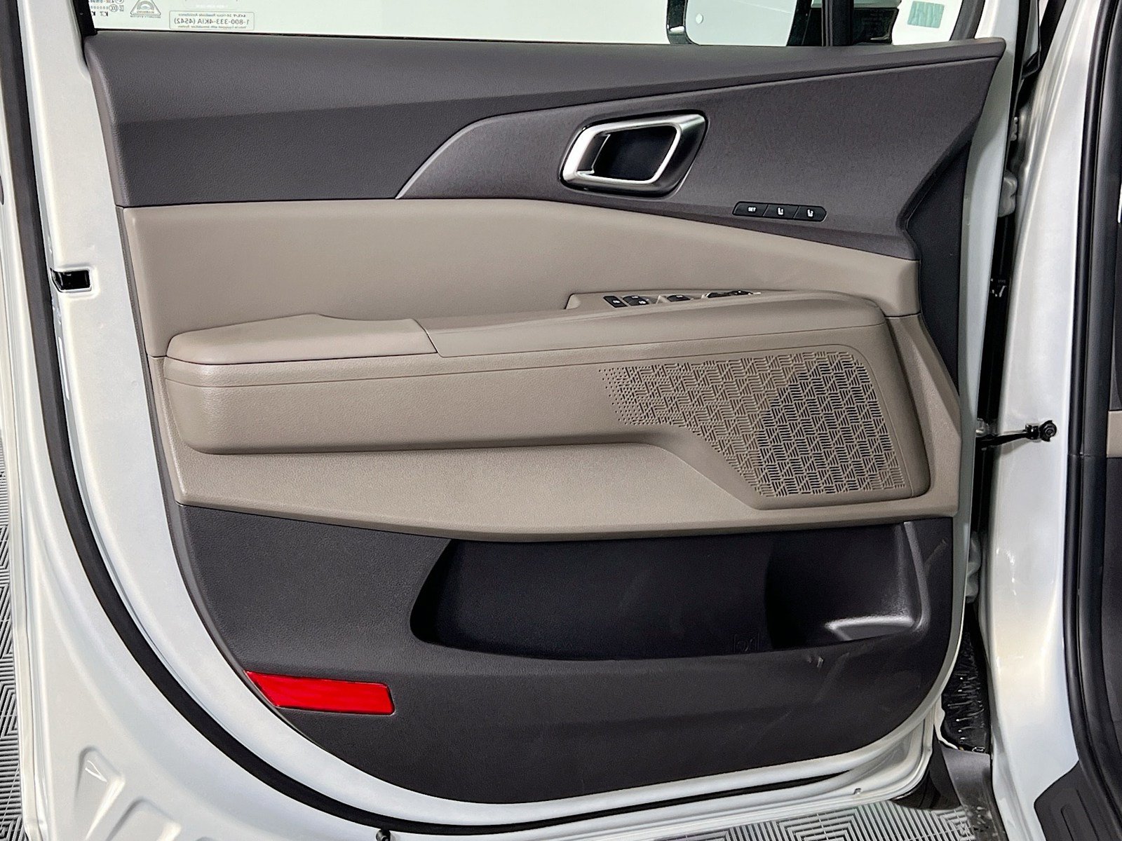 New 2025 Kia Carnival SX FWD image 20