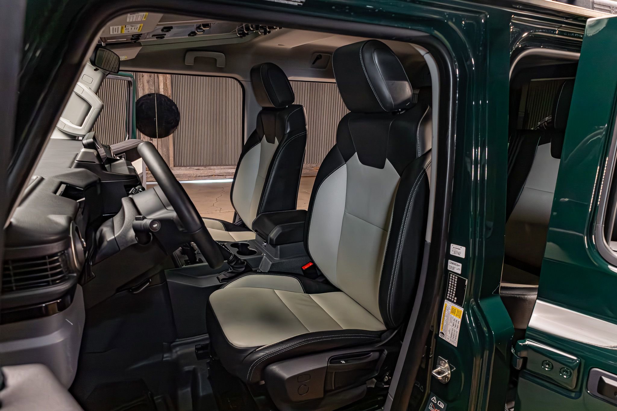 Used 2025 INEOS Grenadier Fieldmaster Edition image 22
