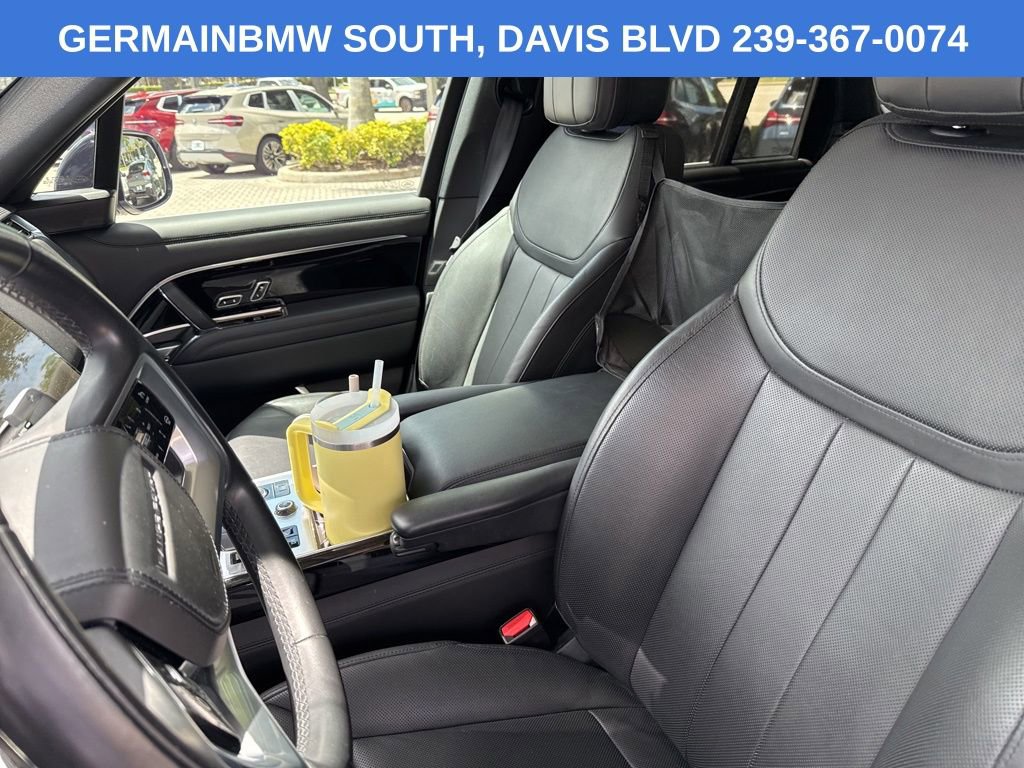 Used 2022 Land Rover Range Rover SE image 18