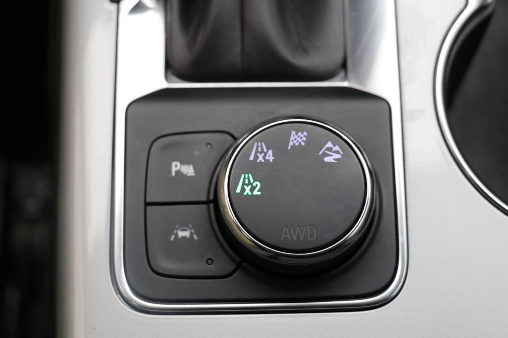Used 2023 Chevrolet Blazer LT w/ Driver Confidence Package AWD/4WD image 24