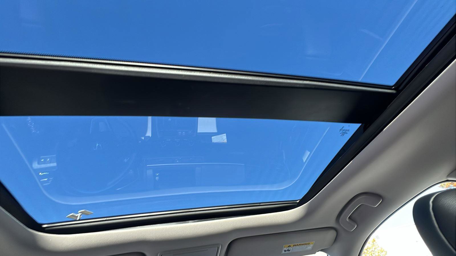 New 2025 Honda Pilot Touring image 21