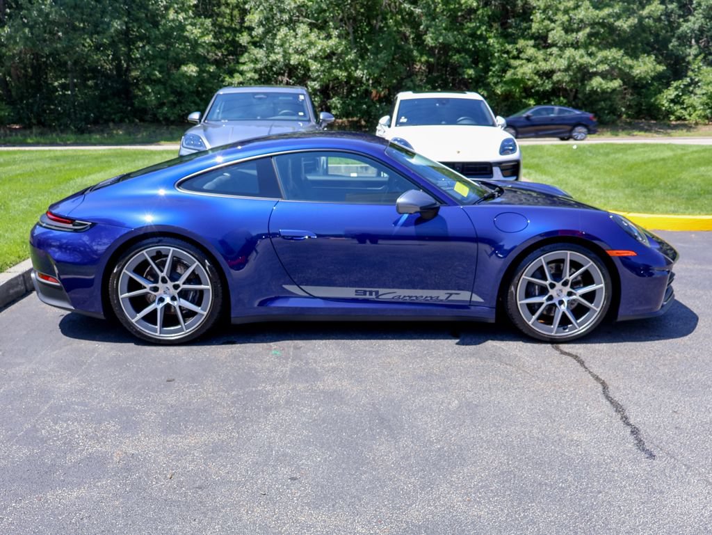 Certified 2025 Porsche 911 Carrera T RWD image 32