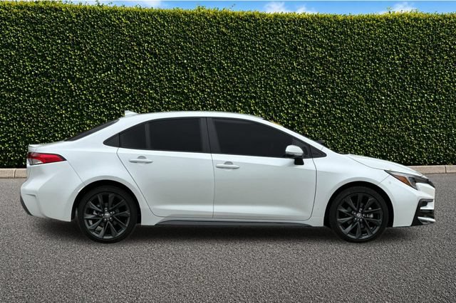 Used 2025 Toyota Corolla SE FWD video 3