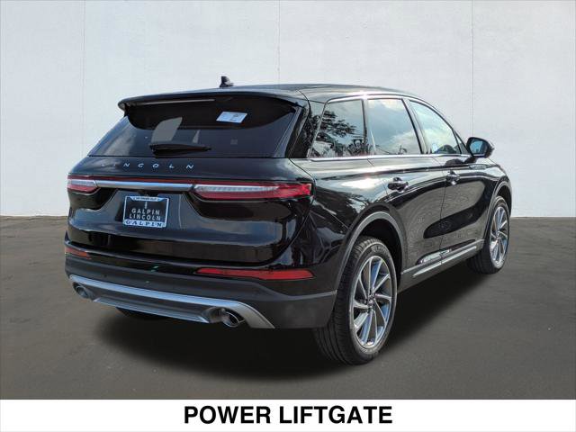 New 2025 Lincoln Corsair Premiere w/ Equipment Group 101A image 2