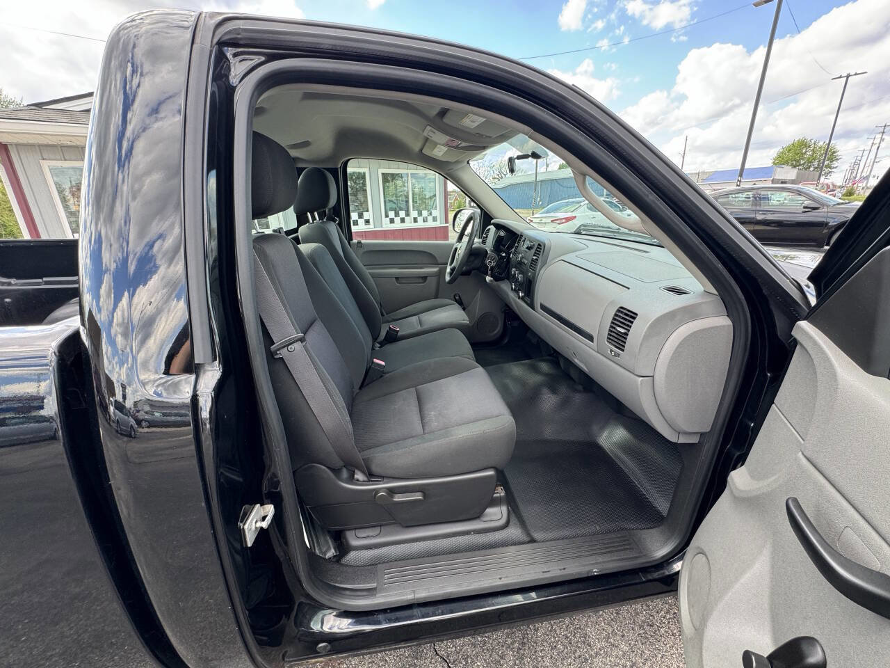 Used 2012 Chevrolet Silverado 1500 W/T image 30