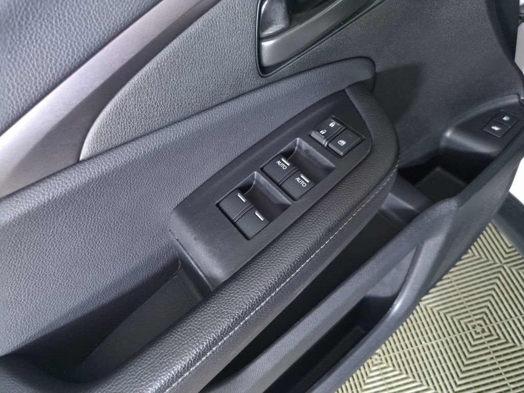Used 2024 Honda Passport EX-L image 12