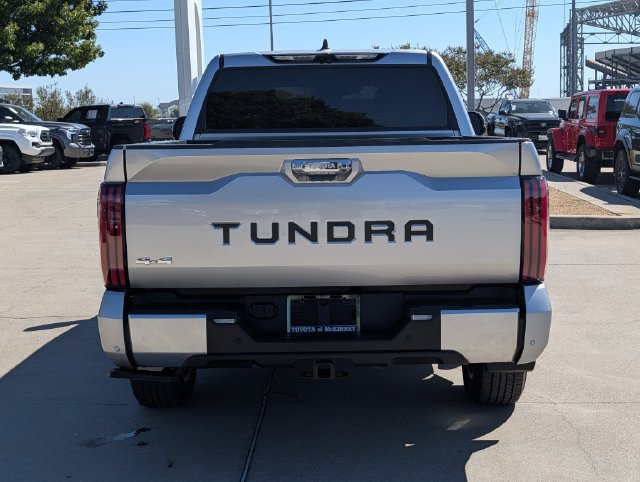 Used 2024 Toyota Tundra Limited AWD/4WD image 7