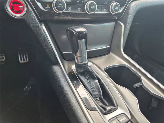 Used 2019 Honda Accord Sport image 11