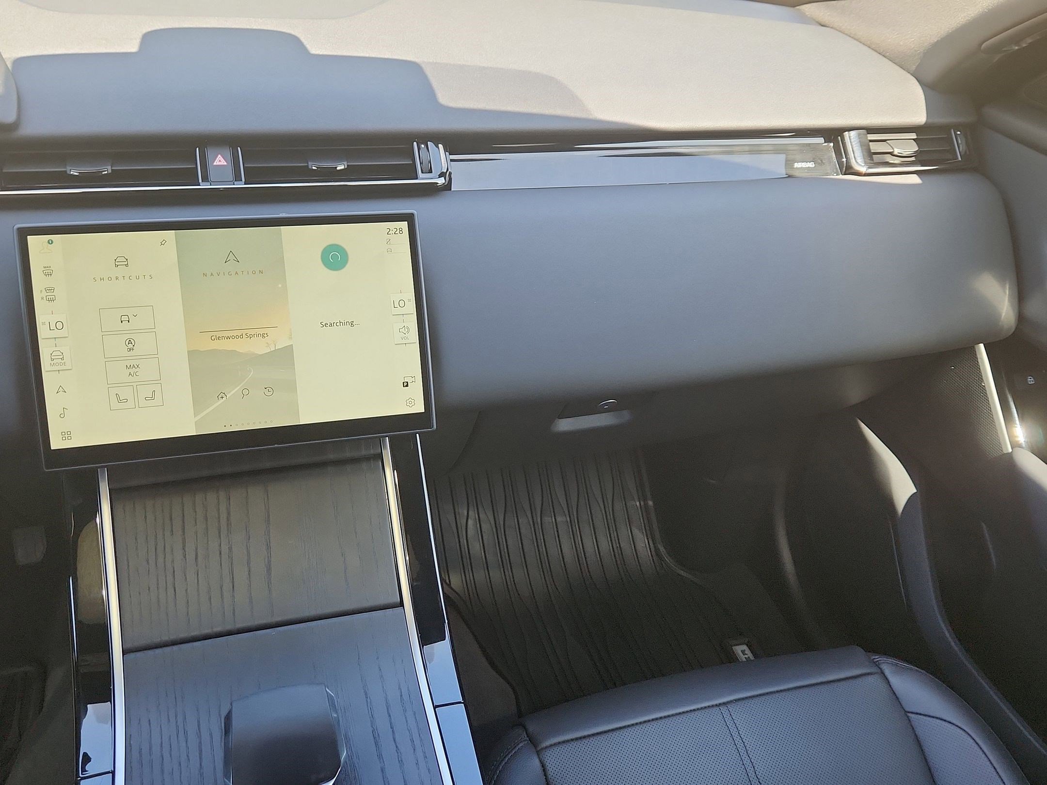 Certified 2026 Land Rover Range Rover Velar S AWD/4WD image 22